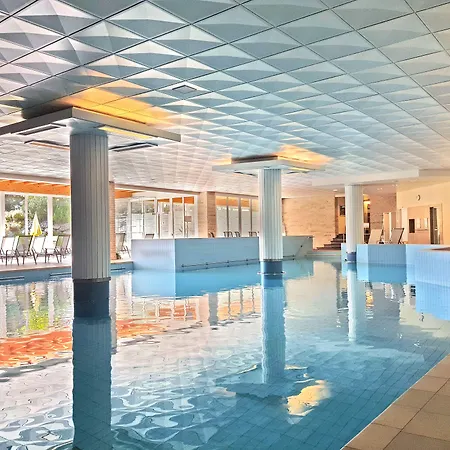 Mountain Plaza فندق دافوس