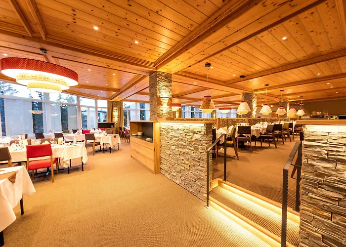 Mountain Plaza Szálloda Davos