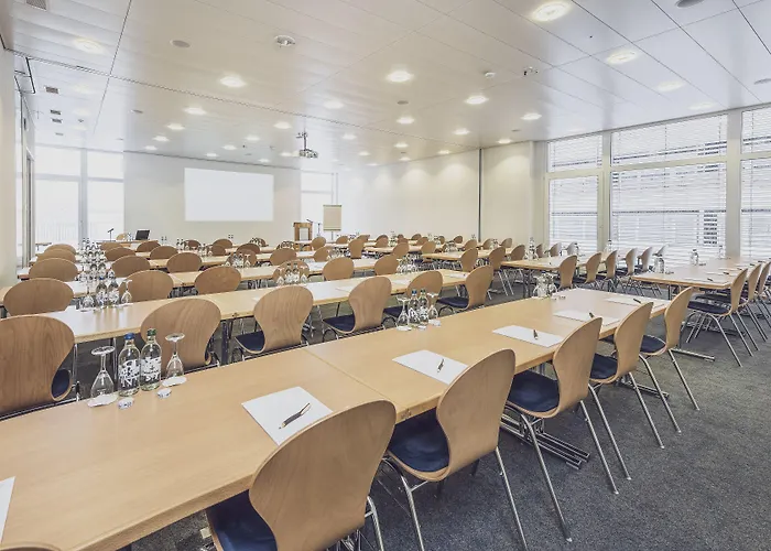 Готель Mountain Plaza